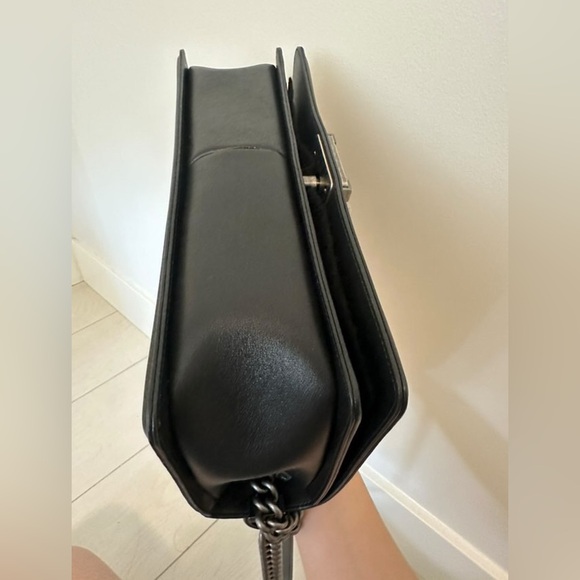 Chanel New Medium Boy Bag - Picture 9 of 15